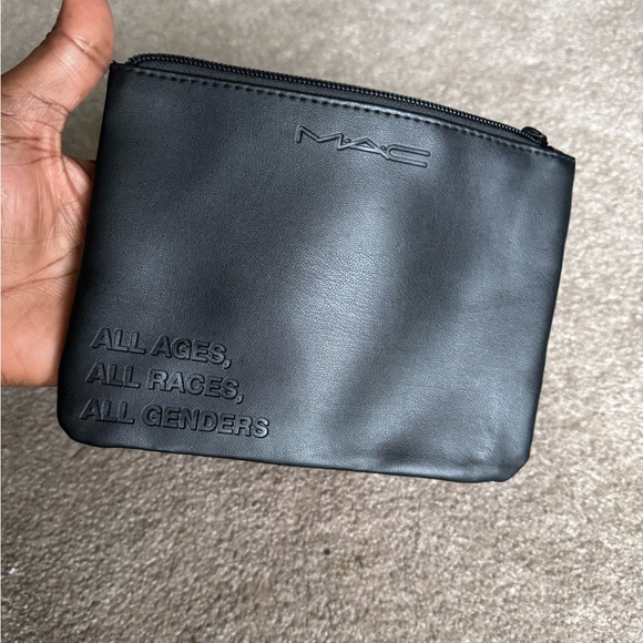 Black MAC makeup pouch - Picture 1 of 4